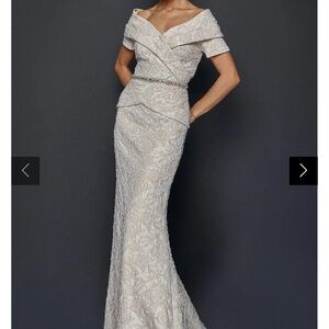 Terani Couture Off-Shoulder Lace Maxi Dress in Champagne